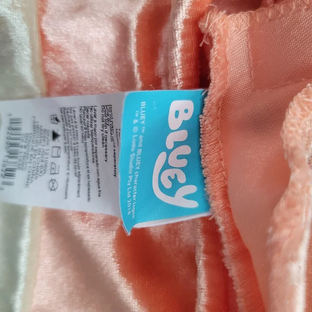 Bingo from Bluey Costume 4-6X , New Condition no Tag - Picture 3 of 4